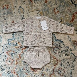 NWT Zara kids knit cardigan and bottom set, size 9-12 months